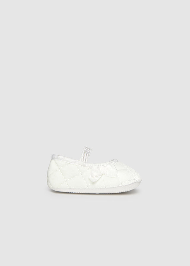 9964 Mayoral Velour look Quilted Shoes