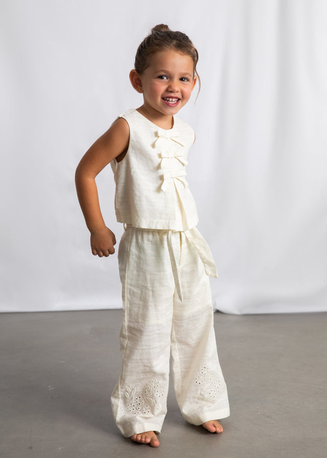 3585 Mayoral Linen Style Trousers